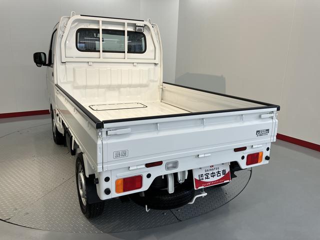 キャリイトラックＫＣエアコン・パワステ農繁仕様４ＷＤ　ＭＴ車　エアコン　パワステ　パワーウィンド　ＡＢＳ　エアバッグ　キーレスエントリー　ラジオ　作業灯　オートライト（愛媛県）の中古車