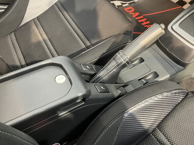 コペンセロ純正ナビ　地上デジタルＴＶ　ＥＴＣ　プッシュスタート　運転席助手席シートヒーター　ＬＥＤヘッドライト　オートライト　アイドリングストップ　キーフリー　純正アルミホイール（愛媛県）の中古車