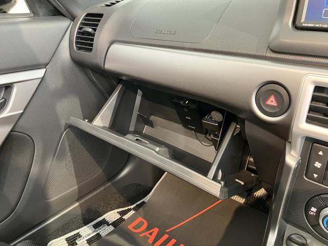 コペンセロ純正ナビ　地上デジタルＴＶ　ＥＴＣ　プッシュスタート　運転席助手席シートヒーター　ＬＥＤヘッドライト　オートライト　アイドリングストップ　キーフリー　純正アルミホイール（愛媛県）の中古車
