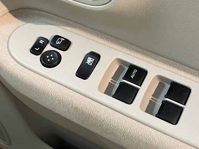 アルトラパンＸ純正ナビ　パノラマモニター　フルセグＴＶ　ＣＤ　ＵＳＢ　Ｂｌｕｅｔｏｏｔｈ　ドラレコ　ＥＴＣ　運転席シートヒーター　オートライト　プッシュスタート　アイドリングストップ　電動格納ドアミラー　キーフリー（愛媛県）の中古車