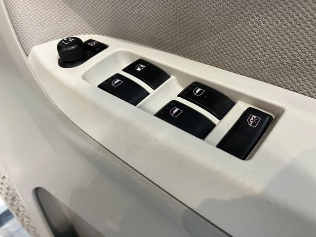 ムーヴＬ　ＳＡIIIナビ　Ｂｌｕｅｔｏｏｔｈ　ＥＴＣ　キーレスエントリー　ＳＡＩＩＩ　アイドリングストップ　エアコン　パワステ　パワーウィンド　ＡＢＳ　ＣＶＴ　２ＷＤ　ベンチシート　電動格納ミラー（愛媛県）の中古車