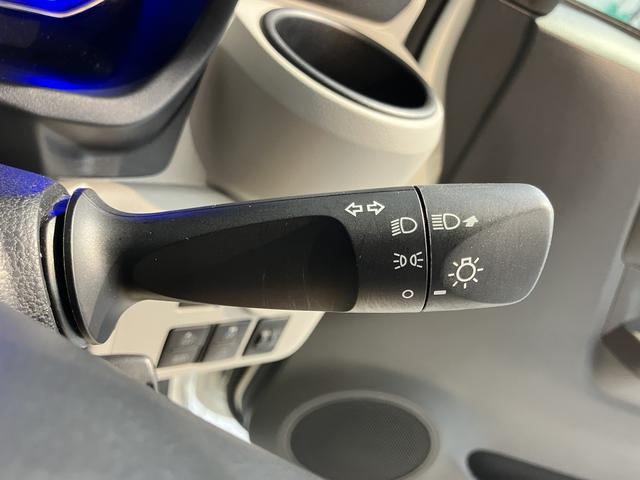ミライースＸ　ＳＡIII２ＷＤ　ＣＶＴ車　ナビ　バックカメラ　Ｂｌｕｅｔｏｏｔｈ　ＥＴＣ　ＬＥＤヘッドライト　電動格納ドアミラー　キーレスエントリー　パワステ　パワーウィンドウ（愛媛県）の中古車