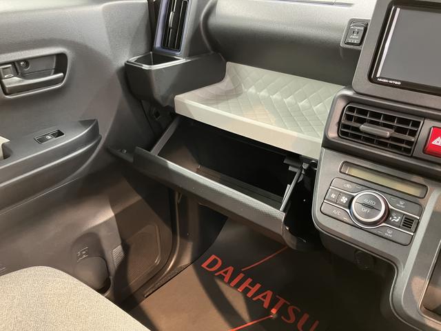 タントＸスペシャルスマアシ　純正ナビ　バックカメラ　フルセグＴＶ　ＣＤ　ＤＶＤ　ＵＳＢ　Ｂｌｕｅｔｏｏｔｈ　オートライト　ＬＥＤヘッドライト　プッシュスタート　アイドリングストップ　障害物センサー　電動格納ドアミラー（愛媛県）の中古車