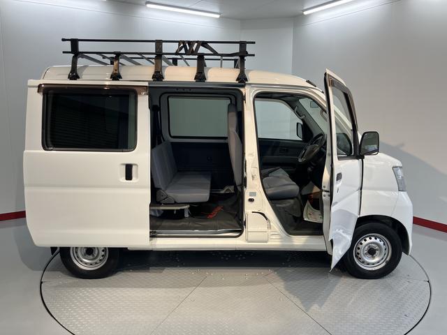 ハイゼットカーゴＤＸ２ＷＤ　ＭＴ車　エアコン　パワステ　パワーウィンド（フロントのみ）　ＣＤ　ＥＴＣ　両側スライドドア　エアバッグ　キーレス（愛媛県）の中古車