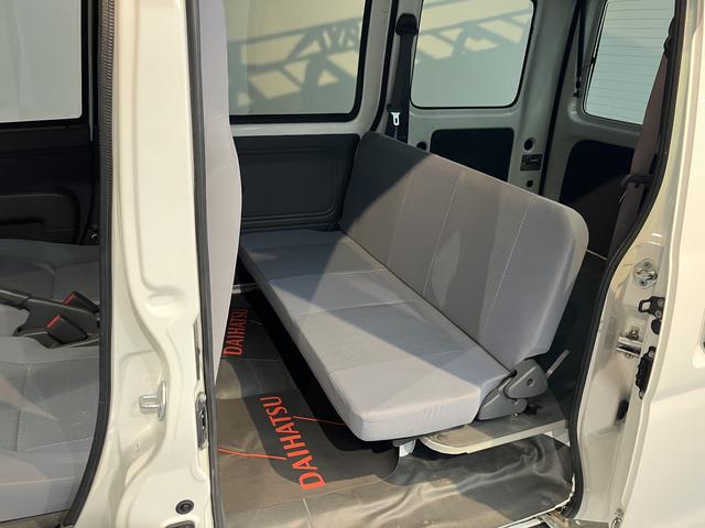 ハイゼットカーゴＤＸ２ＷＤ　ＭＴ車　エアコン　パワステ　パワーウィンド（フロントのみ）　ＣＤ　ＥＴＣ　両側スライドドア　エアバッグ　キーレス（愛媛県）の中古車