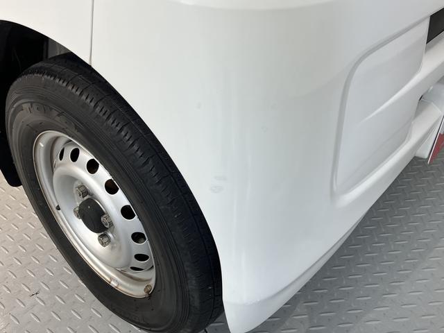 ハイゼットカーゴＤＸ２ＷＤ　ＭＴ車　エアコン　パワステ　パワーウィンド（フロントのみ）　ＣＤ　ＥＴＣ　両側スライドドア　エアバッグ　キーレス（愛媛県）の中古車