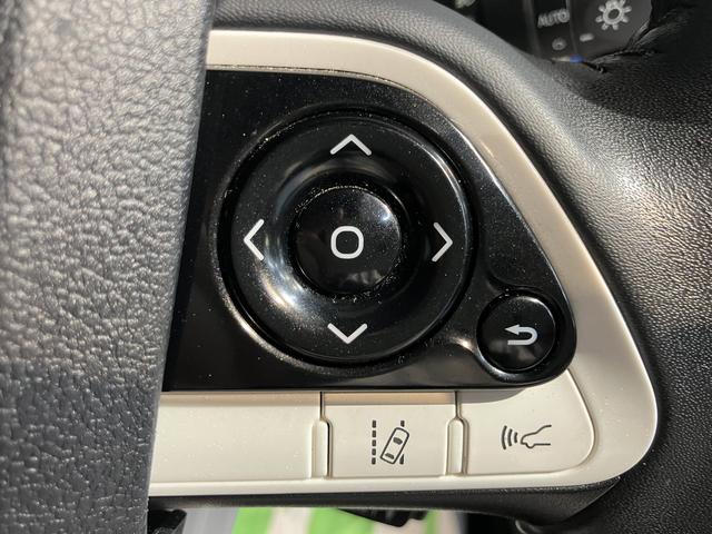 プリウスＡツーリングセレクションハイブリッド車　純正ナビ　バックカメラ　地上デジタルＴＶ　Ｂｌｕｅｔｏｏｔｈ　ＣＤ　ＤＶＤ　ＥＴＣ　プッシュスタート　クルーズコントロール　運転席助手席シートヒーター　ＬＥＤヘッドライト　オートライト（愛媛県）の中古車
