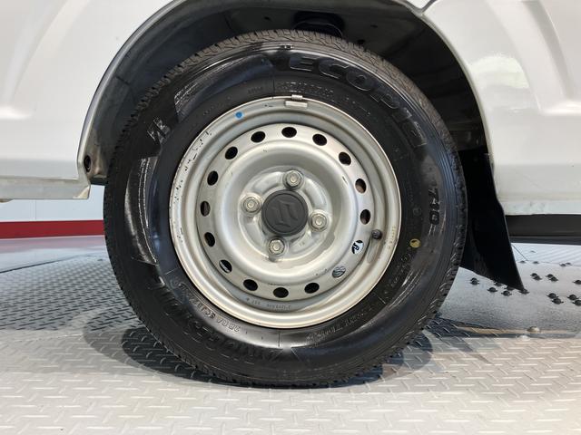 キャリイトラックＫＣエアコン・パワステ４ＷＤ　ＡＴ車　マニュアルエアコン　パワステ　ＡＢＳ　運転席エアバッグ　助手席エアバッグ　荷台作業灯（愛媛県）の中古車