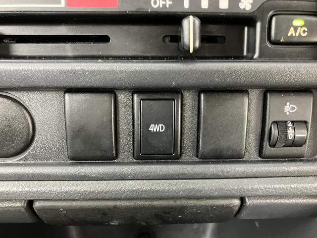 キャリイトラックＫＣエアコン・パワステ４ＷＤ　ＡＴ車　マニュアルエアコン　パワステ　ＡＢＳ　運転席エアバッグ　助手席エアバッグ　荷台作業灯（愛媛県）の中古車