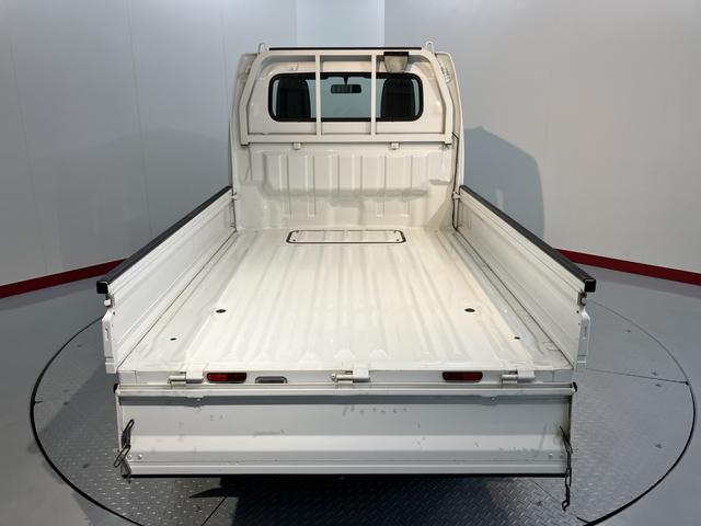 キャリイトラックＫＣエアコン・パワステ４ＷＤ　ＡＴ車　マニュアルエアコン　パワステ　ＡＢＳ　運転席エアバッグ　助手席エアバッグ　荷台作業灯（愛媛県）の中古車