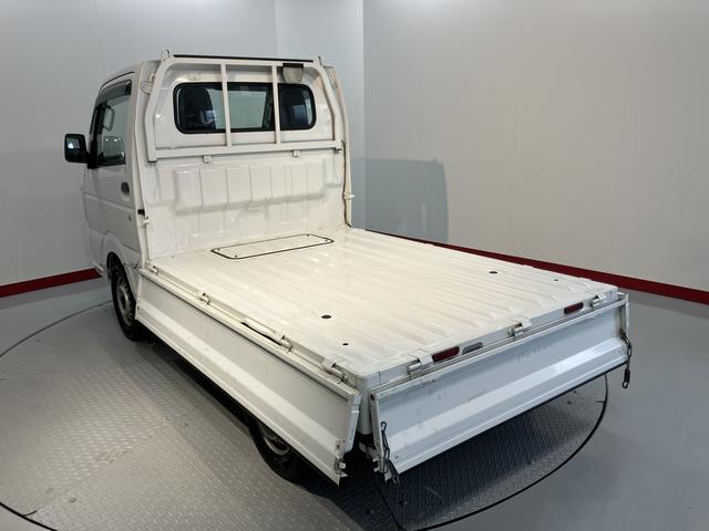 キャリイトラックＫＣエアコン・パワステ４ＷＤ　ＡＴ車　マニュアルエアコン　パワステ　ＡＢＳ　運転席エアバッグ　助手席エアバッグ　荷台作業灯（愛媛県）の中古車