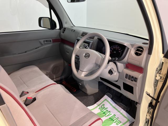 ムーヴコンテＧ　ＮＡＶＩ２ＷＤ　ＣＶＴ車　純正ナビ　バックカメラ　ワンセグＴＶ　ＣＤ　キーフリーシステム　電動格納ドアミラー　アイドリングストップ　ベンチシート　オートエアコン　パワステ　パワーウィンドウ（愛媛県）の中古車