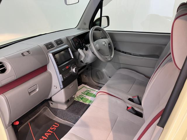 ムーヴコンテＧ　ＮＡＶＩ２ＷＤ　ＣＶＴ車　純正ナビ　バックカメラ　ワンセグＴＶ　ＣＤ　キーフリーシステム　電動格納ドアミラー　アイドリングストップ　ベンチシート　オートエアコン　パワステ　パワーウィンドウ（愛媛県）の中古車