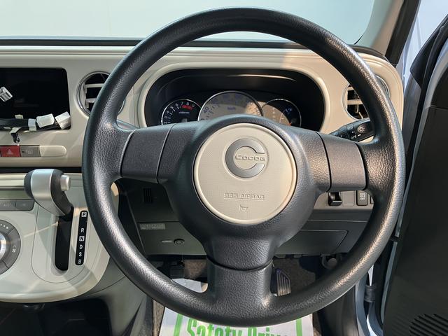 ミラココアココアプラスＸ２ＷＤ　ＣＶＴ車　キーフリーシステム　電動格納ドアミラー　ベンチシート　オートエアコン　パワステ　パワーウィンドウ　運転席エアバッグ　助手席エアバッグ（愛媛県）の中古車