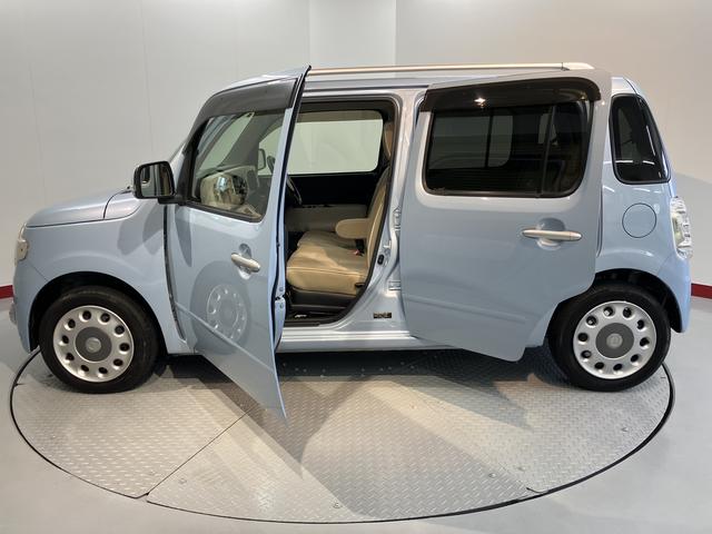 ミラココアココアプラスＸ２ＷＤ　ＣＶＴ車　キーフリーシステム　電動格納ドアミラー　ベンチシート　オートエアコン　パワステ　パワーウィンドウ　運転席エアバッグ　助手席エアバッグ（愛媛県）の中古車
