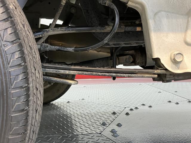 ハイゼットトラックスタンダード４ＷＤ　５速ミッション車　ラジオ　マニュアルエアコン　パワステ　ＡＢＳ　運転席エアバッグ（愛媛県）の中古車
