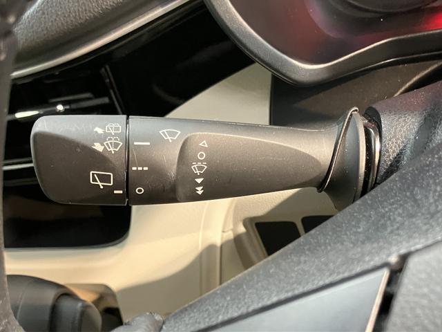 ムーヴＸリミテッドII　ＳＡIIIＳＡＩＩＩ　ＤＶＤプレーヤー　バックモニター　ＣＤ　ＵＳＢ　Ｂｌｕｅｔｏｏｔｈ　運転席シートヒーター　オートライト　ＬＥＤヘッドライト　プッシュスタート　アイドリングストップ　電動格納ドアミラー（愛媛県）の中古車