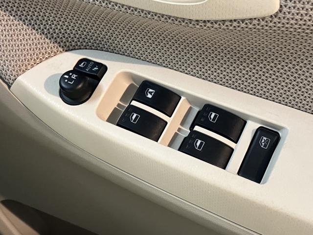 ムーヴＸ　ＳＡIIＳＡＩＩ　純正ナビ　バックモニター　フルセグＴＶ　ＣＤ　ＤＶＤ　Ｂｌｕｅｔｏｏｔｈ　　ＥＴＣ　ドラレコ　プッシュスタート　アイドリングストップ　ベンチシート　電動格納ドアミラー　キーフリーシステム（愛媛県）の中古車