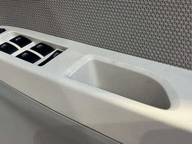 ムーヴＸ　ＳＡIIＳＡＩＩ　純正ナビ　バックモニター　フルセグＴＶ　ＣＤ　ＤＶＤ　Ｂｌｕｅｔｏｏｔｈ　　ＥＴＣ　ドラレコ　プッシュスタート　アイドリングストップ　ベンチシート　電動格納ドアミラー　キーフリーシステム（愛媛県）の中古車