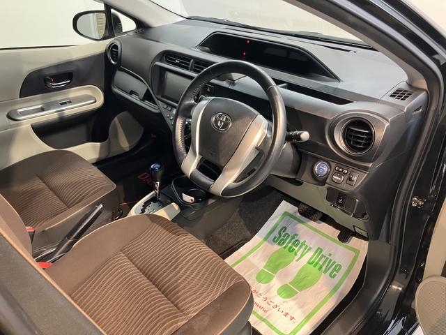 アクアＧ２ＷＤ　ＣＶＴ車　ナビ　バックカメラ　フルセグＴＶ　ＣＤ　ＤＶＤ　Ｂｌｕｅｔｏｏｔｈ　ドラレコ　ＥＴＣ　オートライト　プッシュスタート　電動格納ドアミラー　キーフリーシステム（愛媛県）の中古車