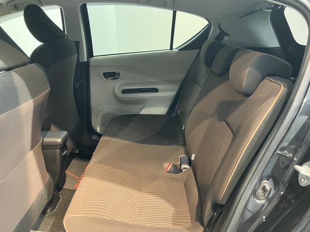 アクアＧ２ＷＤ　ＣＶＴ車　ナビ　バックカメラ　フルセグＴＶ　ＣＤ　ＤＶＤ　Ｂｌｕｅｔｏｏｔｈ　ドラレコ　ＥＴＣ　オートライト　プッシュスタート　電動格納ドアミラー　キーフリーシステム（愛媛県）の中古車