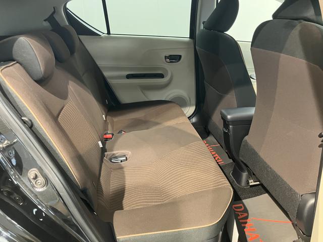 アクアＧ２ＷＤ　ＣＶＴ車　ナビ　バックカメラ　フルセグＴＶ　ＣＤ　ＤＶＤ　Ｂｌｕｅｔｏｏｔｈ　ドラレコ　ＥＴＣ　オートライト　プッシュスタート　電動格納ドアミラー　キーフリーシステム（愛媛県）の中古車