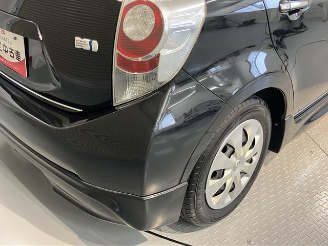 アクアＧ２ＷＤ　ＣＶＴ車　ナビ　バックカメラ　フルセグＴＶ　ＣＤ　ＤＶＤ　Ｂｌｕｅｔｏｏｔｈ　ドラレコ　ＥＴＣ　オートライト　プッシュスタート　電動格納ドアミラー　キーフリーシステム（愛媛県）の中古車