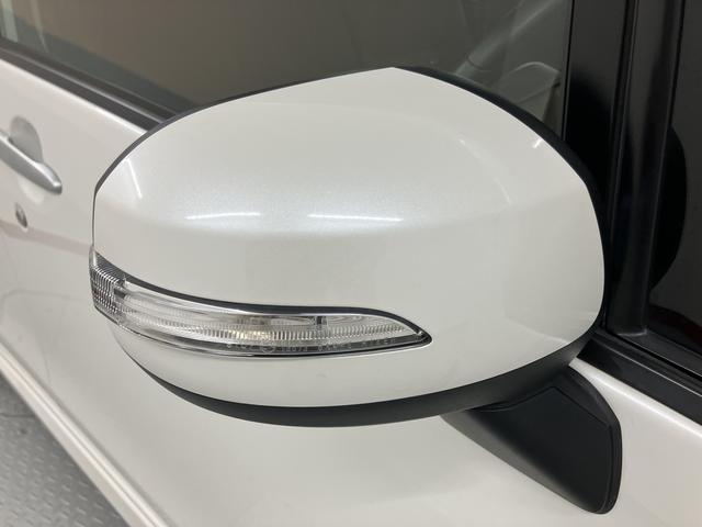 ムーヴカスタム　ＲＳ２ＷＤ　ＣＶＴ車　純正ナビ　バックカメラ　フルセグＴＶ　ＣＤ　ＤＶＤ　ＵＳＢ　Ｂｌｕｅｔｏｏｔｈ　ＥＴＣ　オートライト　電動格納ドアミラー　プッシュスタート　キーフリーシステム（愛媛県）の中古車