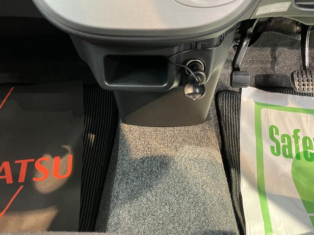 ムーヴカスタム　ＲＳ２ＷＤ　ＣＶＴ車　純正ナビ　バックカメラ　フルセグＴＶ　ＣＤ　ＤＶＤ　ＵＳＢ　Ｂｌｕｅｔｏｏｔｈ　ＥＴＣ　オートライト　電動格納ドアミラー　プッシュスタート　キーフリーシステム（愛媛県）の中古車