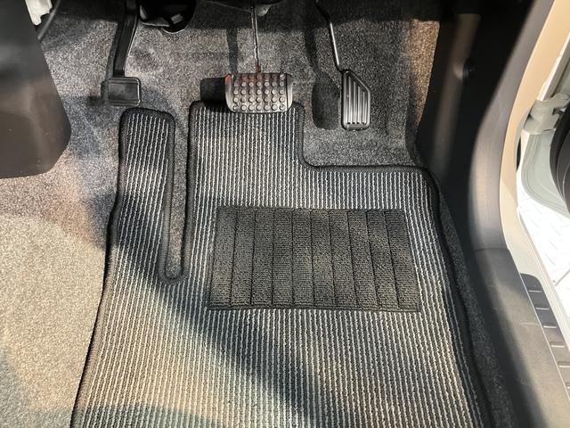 ムーヴカスタム　ＲＳ２ＷＤ　ＣＶＴ車　純正ナビ　バックカメラ　フルセグＴＶ　ＣＤ　ＤＶＤ　ＵＳＢ　Ｂｌｕｅｔｏｏｔｈ　ＥＴＣ　オートライト　電動格納ドアミラー　プッシュスタート　キーフリーシステム（愛媛県）の中古車