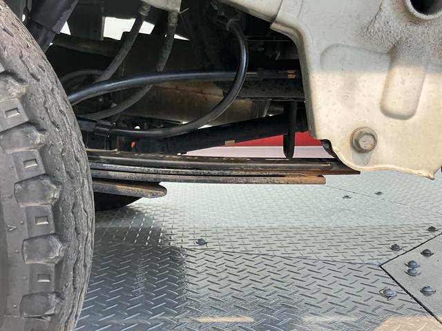 ハイゼットトラックスタンダードＳＡIIIｔ２ＷＤ　ＡＴ車　エアコン　パワステ　ＡＢＳ　エアバッグ　コーナーセンサー　ＬＥＤヘッドライト　オートライト　ＳＡＩＩＩｔ（愛媛県）の中古車