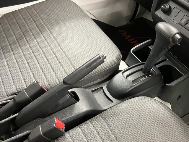 ハイゼットトラックスタンダードＳＡIIIｔ２ＷＤ　ＡＴ車　エアコン　パワステ　ＡＢＳ　エアバッグ　コーナーセンサー　ＬＥＤヘッドライト　オートライト　ＳＡＩＩＩｔ（愛媛県）の中古車