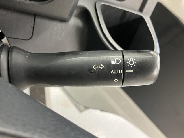 ハイゼットトラックスタンダードＳＡIIIｔ２ＷＤ　ＡＴ車　エアコン　パワステ　ＡＢＳ　エアバッグ　コーナーセンサー　ＬＥＤヘッドライト　オートライト　ＳＡＩＩＩｔ（愛媛県）の中古車