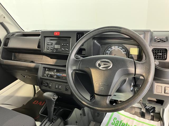 ハイゼットトラックエクストラＳＡIIIｔ４ＷＤ　４速オートマチック　エアコン　パワステ　パワーウインドウ　キーレスエントリー　ＣＤステレオ　運転席エアバッグ　フォグランプ　作業灯（愛媛県）の中古車
