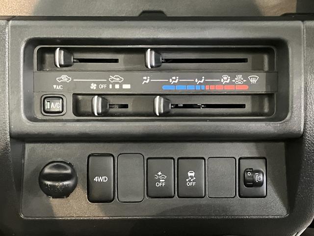 ハイゼットトラックエクストラＳＡIIIｔ４ＷＤ　４速オートマチック　エアコン　パワステ　パワーウインドウ　キーレスエントリー　ＣＤステレオ　運転席エアバッグ　フォグランプ　作業灯（愛媛県）の中古車