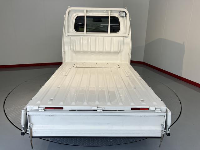 ハイゼットトラックエクストラＳＡIIIｔ４ＷＤ　４速オートマチック　エアコン　パワステ　パワーウインドウ　キーレスエントリー　ＣＤステレオ　運転席エアバッグ　フォグランプ　作業灯（愛媛県）の中古車