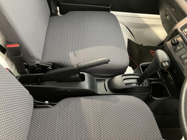 ハイゼットトラックエクストラＳＡIIIｔ４ＷＤ　４速オートマチック　エアコン　パワステ　パワーウインドウ　キーレスエントリー　ＣＤステレオ　運転席エアバッグ　フォグランプ　作業灯（愛媛県）の中古車