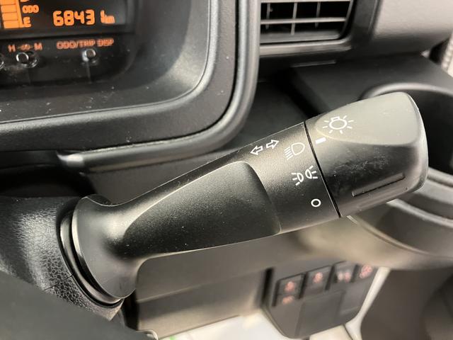 ハイゼットカーゴスペシャルクリーンＳＡIIIエアコン・パワステ　パワーウインドウ（前のみ）　社外ナビ　ＥＴＣ車載器　バックカメラ　キーレスエントリー　ＬＥＤヘッドライト　アイドリングストップ　スマートアシストＩＩＩ（愛媛県）の中古車