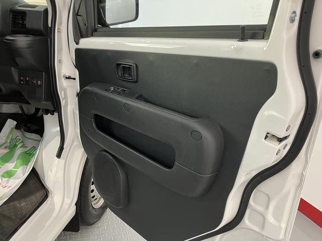 ハイゼットカーゴスペシャルクリーンＳＡIIIエアコン・パワステ　パワーウインドウ（前のみ）　社外ナビ　ＥＴＣ車載器　バックカメラ　キーレスエントリー　ＬＥＤヘッドライト　アイドリングストップ　スマートアシストＩＩＩ（愛媛県）の中古車