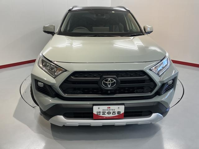 ＲＡＶ４アドベンチャー純正ナビ　パノラミックビューモニター　デジタルインナーミラー　ステアリングヒーター　シートベンチレーター　ＡＣ１００Ｖアクセサリーコンセント　電動パーキングブレーキ　パノラマムーンルーフ（愛媛県）の中古車
