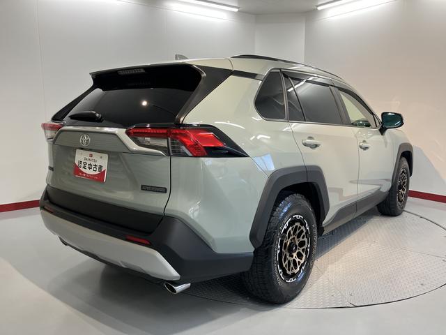 ＲＡＶ４アドベンチャー純正ナビ　パノラミックビューモニター　デジタルインナーミラー　ステアリングヒーター　シートベンチレーター　ＡＣ１００Ｖアクセサリーコンセント　電動パーキングブレーキ　パノラマムーンルーフ（愛媛県）の中古車