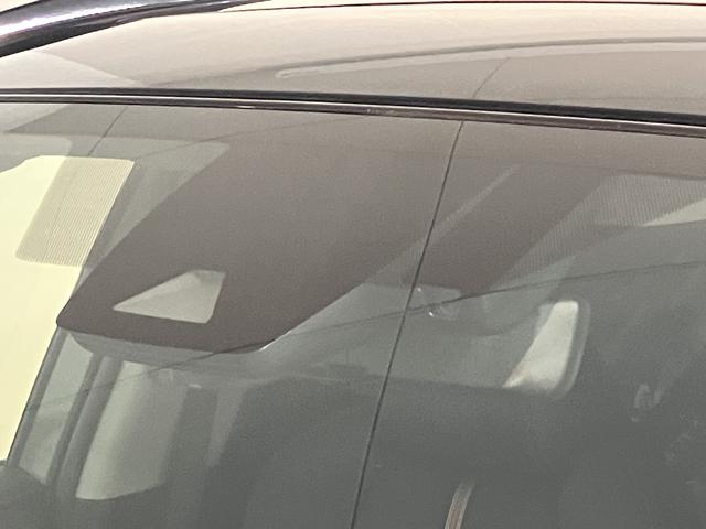 ＲＡＶ４アドベンチャー純正ナビ　パノラミックビューモニター　デジタルインナーミラー　ステアリングヒーター　シートベンチレーター　ＡＣ１００Ｖアクセサリーコンセント　電動パーキングブレーキ　パノラマムーンルーフ（愛媛県）の中古車