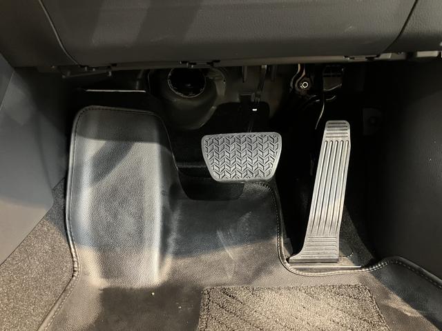 ＲＡＶ４アドベンチャー純正ナビ　パノラミックビューモニター　デジタルインナーミラー　ステアリングヒーター　シートベンチレーター　ＡＣ１００Ｖアクセサリーコンセント　電動パーキングブレーキ　パノラマムーンルーフ（愛媛県）の中古車