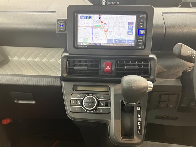 タントＸターボプッシュスタート　運転席と助手席にシートヒーターあり　純正ナビあり　バックカメラあり　アイドリングストップ車　コーナーセンサーあり　ＣＤ・ＤＶＤ・Ｂｌｕｅｔｏｏｔｈあり（愛媛県）の中古車