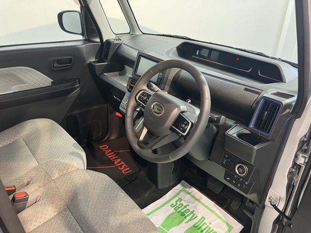 タントＸターボプッシュスタート　運転席と助手席にシートヒーターあり　純正ナビあり　バックカメラあり　アイドリングストップ車　コーナーセンサーあり　ＣＤ・ＤＶＤ・Ｂｌｕｅｔｏｏｔｈあり（愛媛県）の中古車