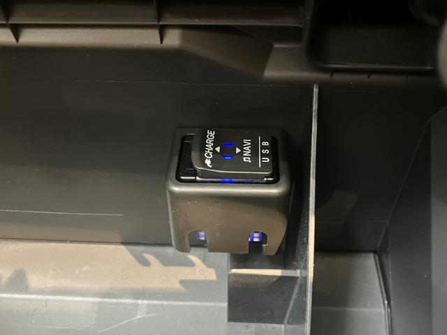 コペンローブ純正ナビ　フルセグＴＶ　ＣＤ　ＤＶＤ　Ｂｌｕｅｔｏｏｔｈ　ＥＴＣ　ドライブレコーダー　ＬＥＤヘッドライト　前席シートヒーター　プッシュスタート　アイドリングストップ　キーフリーシステム（愛媛県）の中古車