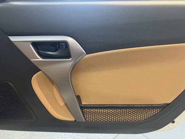 コペンローブ純正ナビ　フルセグＴＶ　ＣＤ　ＤＶＤ　Ｂｌｕｅｔｏｏｔｈ　ＥＴＣ　ドライブレコーダー　ＬＥＤヘッドライト　前席シートヒーター　プッシュスタート　アイドリングストップ　キーフリーシステム（愛媛県）の中古車