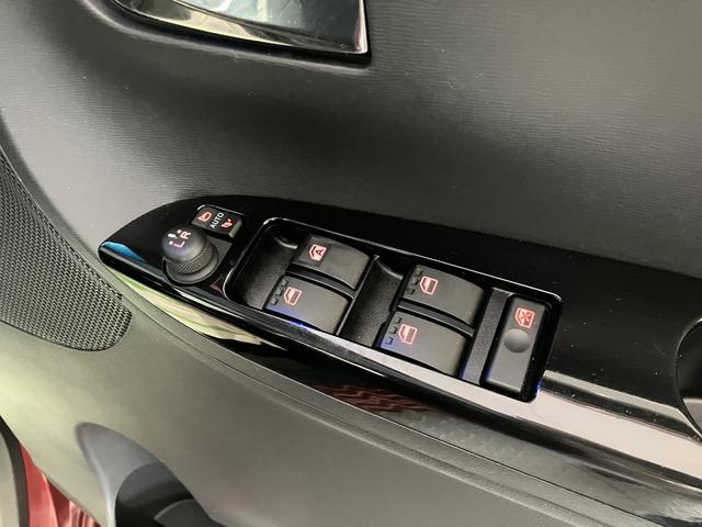 タントカスタムＸ　トップエディションＳＡII純正ナビ　フルセグＴＶ　後席モニター　オートエアコン　前方ドラレコ　スマートアシストＩＩ（愛媛県）の中古車