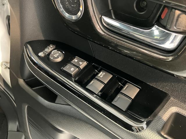 Ｎ−ＢＯＸカスタムＧ・Ｌ純正ナビ　バックカメラ　ＥＴＣ車載器　両側電動スライドドア　　プッシュスタート　オートエアコン　オートライト　ＬＥＤヘッドライト　フォグランプ（愛媛県）の中古車