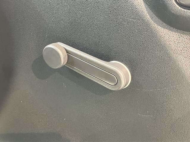 ミラＴＸ２ＷＤ　ＣＶＴ車　ラジオ　マニュアルエアコン　パワステ　ＡＢＳ　運転席エアバッグ　助手席エアバッグ　キーレスエントリー（愛媛県）の中古車
